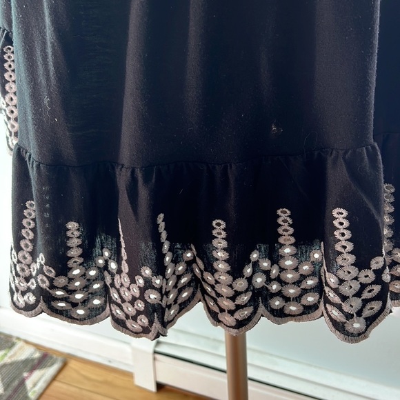 Fever Peplum Top Bell Sleeve Embroidered Eyelet size Large - Picture 4 of 8